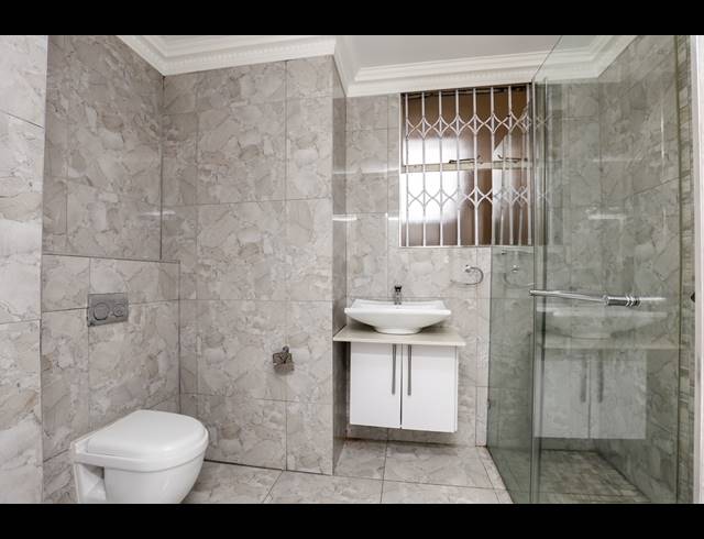 2 BEDROOM APARTMENT FOR SALE IN MORNINGSIDE